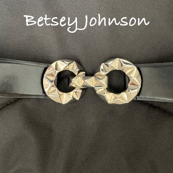 Betsey Johnson Leather Belt/Adjustable/Black/Silver hardware for closure - Picture 1 of 9